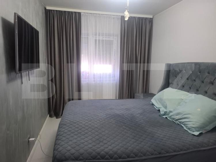 Apartament 3 camere, 78 mp, zona Micro 12