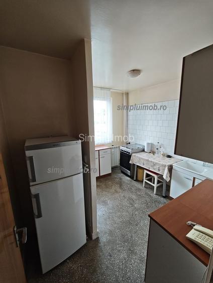 Metrou Dristor 2 Camere Decomandat etaj 1/4 - 8
