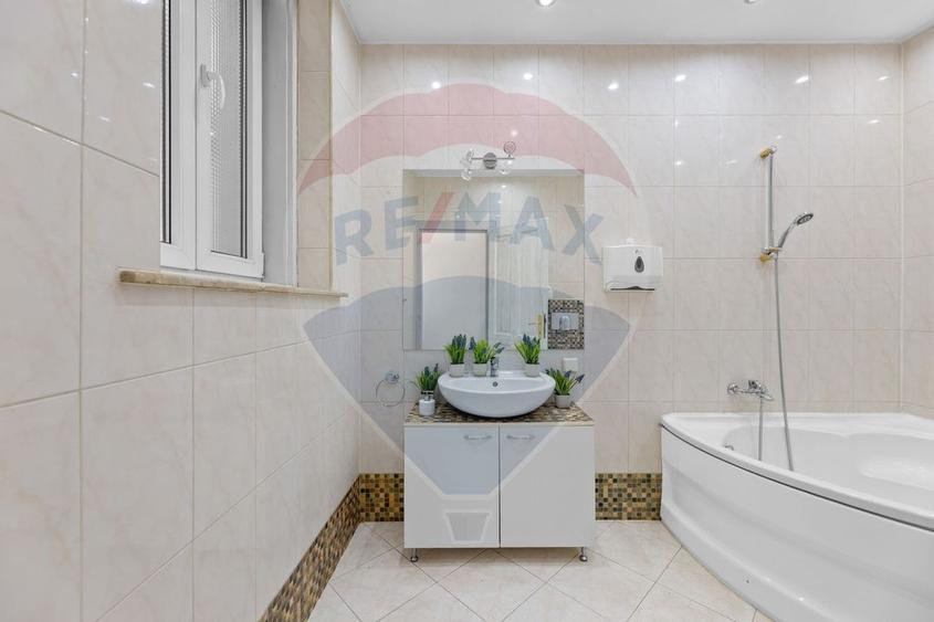 Apartament de lux în clădire patrimoniu, ultracentral– Palatul Nadasdy