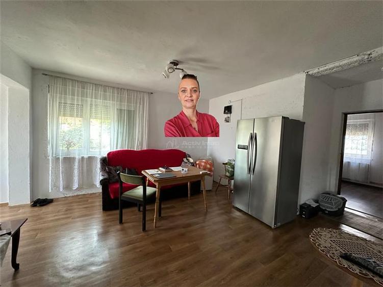 CASA SOLIDA CU TEREN SI CURTE,  BOCSA VASIOVA. COMISION ZERO