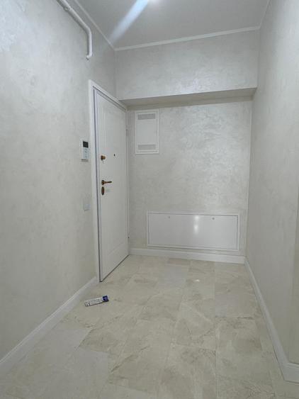 Apartament nemobilat de inchiriat cu 2 camere decomandat- Royal Town