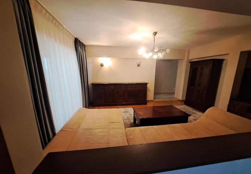 Apartament 3 camere - Decebal