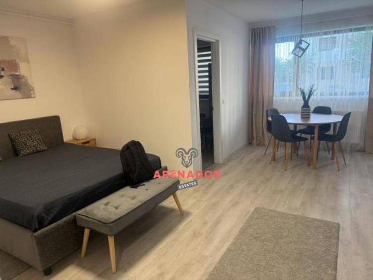 Studio | Hils Pallady | Centrala | Metrou | Parter