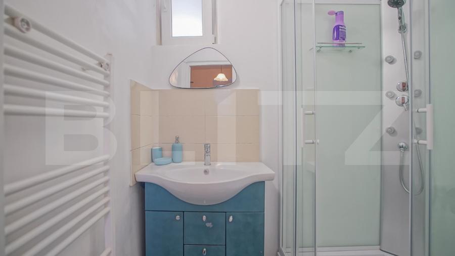 Apartament in vila , 3 camere Zona Centrala cu pivnita , baie ,balcon mare