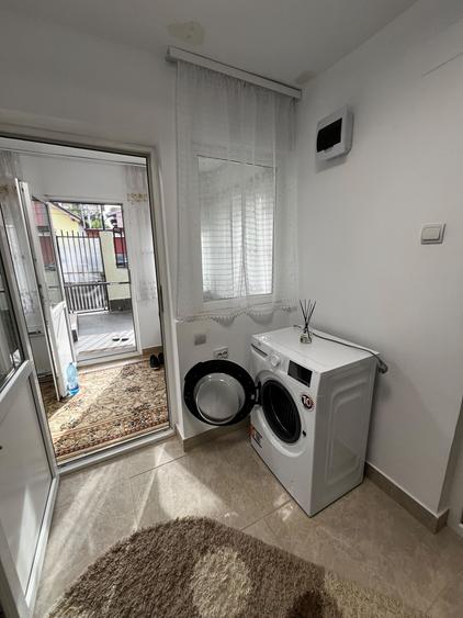 Apartamente 2 camere în casă | Chiajna, lângă București | 500 € | Parcare