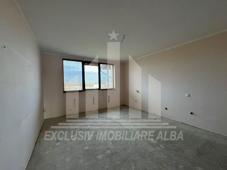 Apartament 5 camere | Scara interioara| 120mp | 5 bai| Dealul Furcilor