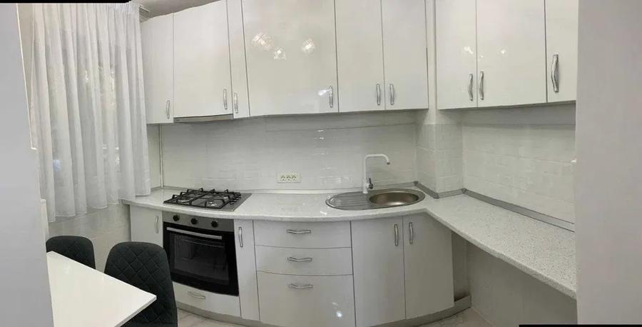 Apartament 2 camere, semidecomandat, 57 mp, ac, metrou aproape, Moghioros