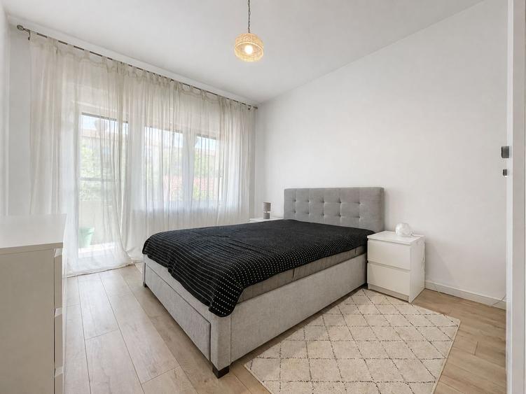 Apartament spatios 3 camere, garaj si boxa, zona de case – Complex Studentesc