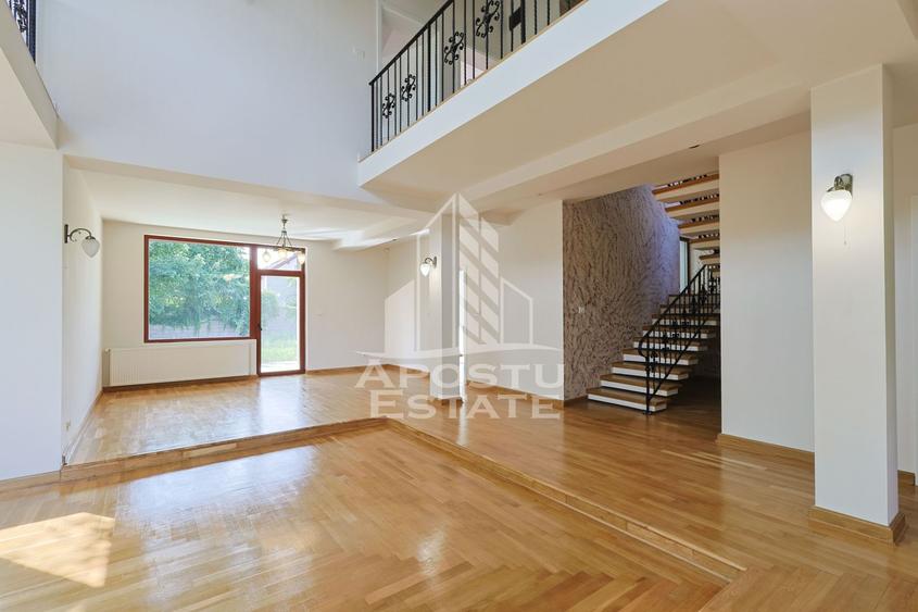 Casa moderna cu 6 camere in Dumbravita