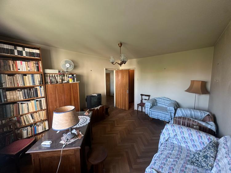 1 Mai,Apt 3 camere semidec., 2 gr sanitare,balcon, 80mp, bloc termoizolat, Garaj