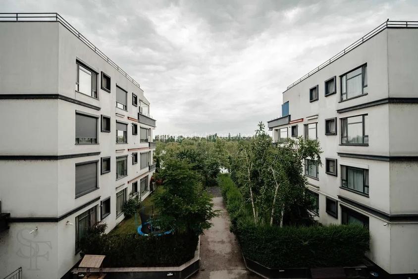 Laguna Residence 4 camere cu terasa si parcare