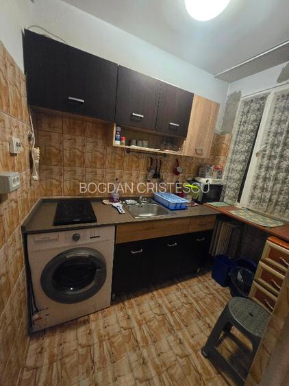Închiriez garsoniera  Vatra Luminoasa 33 mp  - 3