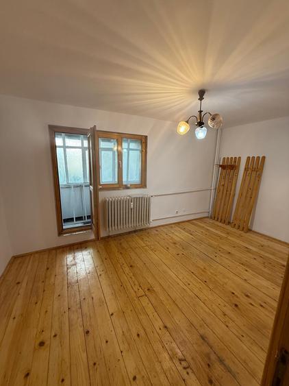 3 camere Pacurari esplanada Mimoza- 86900 euro