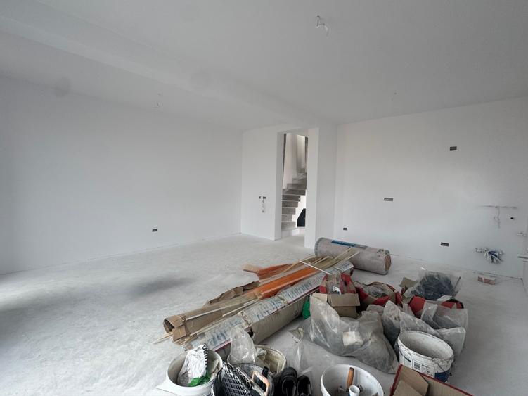 COMISION 0% | Casa cu panouri solare de 3,5 kw, în Mosnita Nouă