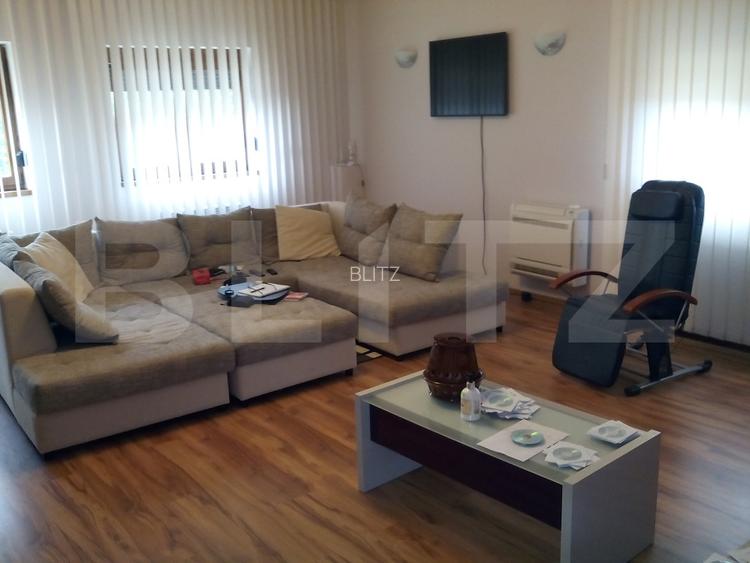 Casa de vanzare, 10 camere, 611 mp + teren de 440 mp - Oradea - 6