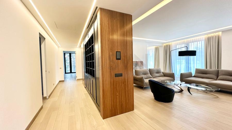 REA1029342 APARTAMENT EXCLUSIVIST l 5 CAMERE l 2 PARCARI l BLOC BOUTIQUE LUX l K