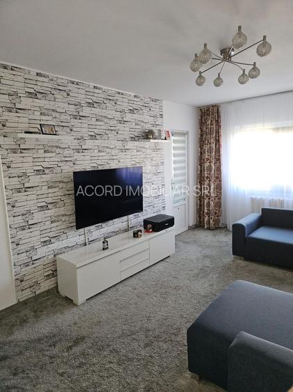 Apartament decomandat 2 camere, zona Trocadero - 4