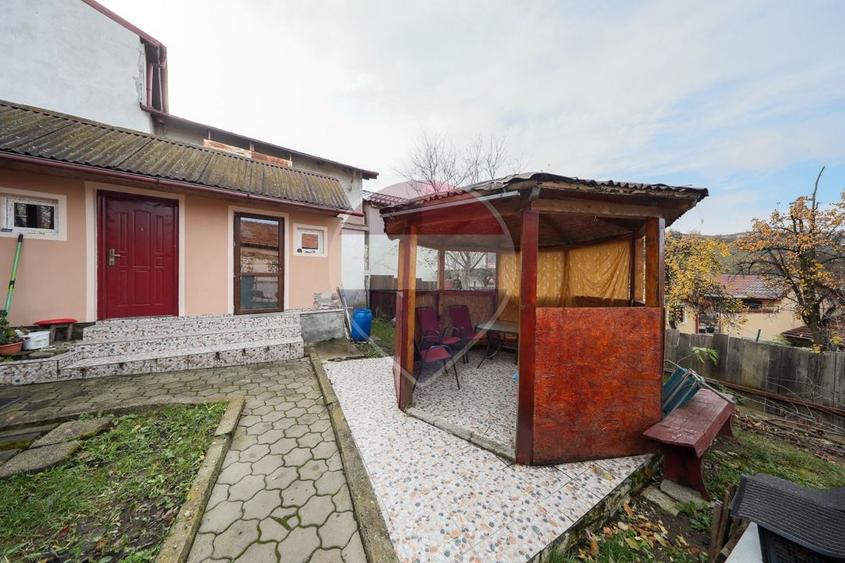 Apartament cochet cu 2 camere, curte și parcare Centrul Istoric, Șchei