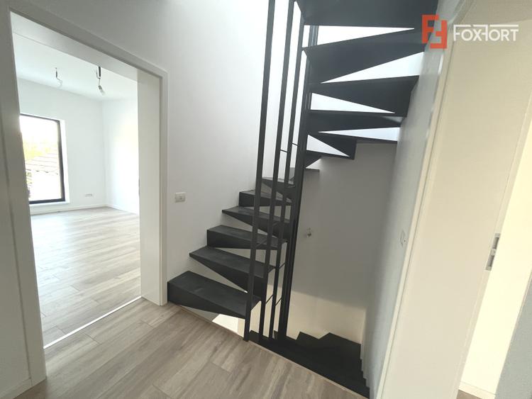 Casa individuala cu 4 camere si teren de 190 mp - zona Buziasului