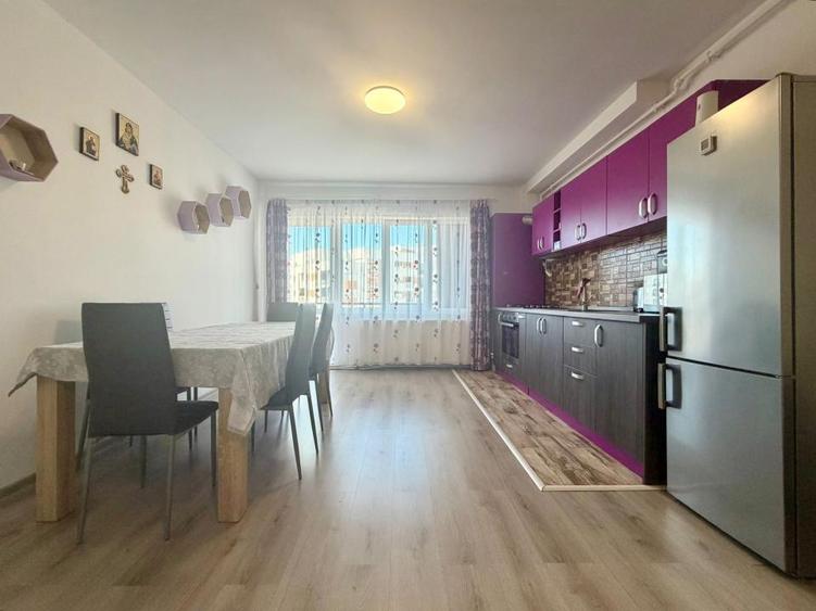 Apartament 2 camere, 50mp, etaj intermediar, parcare, zona Petrom