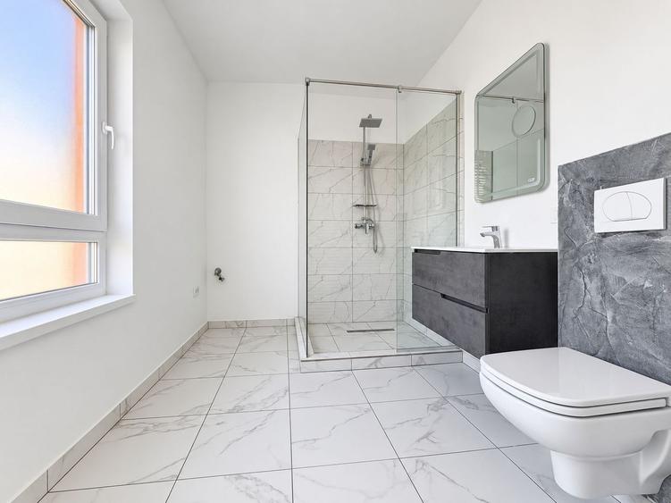 Casă duplex cu 5 camere, spatioasa, în zona Aradului, Timișoara