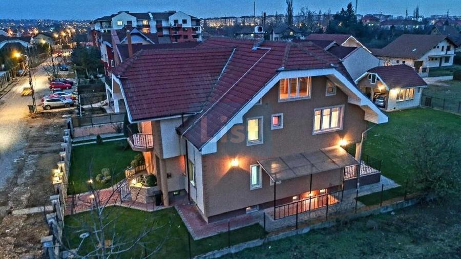 House for sale 6 Rooms, Episcop Ioan Alexi Street, Oradea