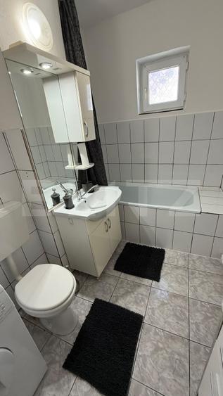 Apartament 2 camere, 57.50 mp, boxa, zona Subcetate