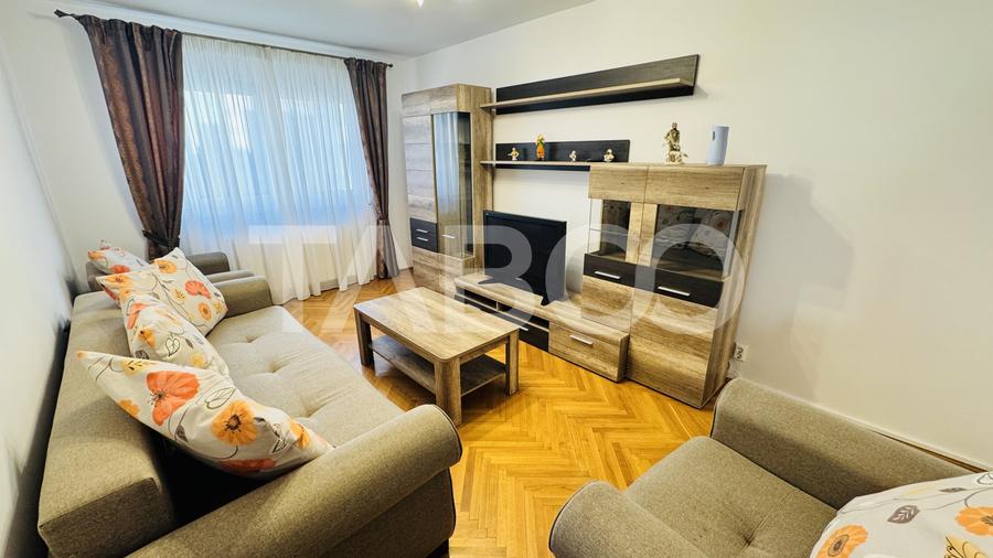 Apartament 3 camere de inchiriat 65mp balcon 3mp Vasile Aaron