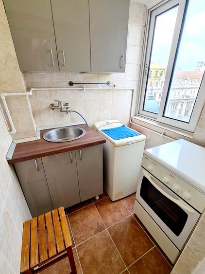 Garsoniera de inchiriat – Ultracentral, Calea Victoriei / Capsa / Universitate