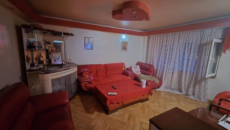 COLENTINA-Doamna Ghica, 3 camere, bloc 1986, decomandat, 2 bai, 78mp