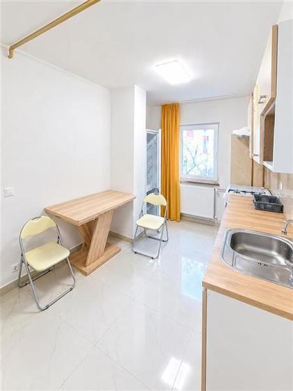 2 CAMERE, ETAJ 1, MOBILAT SI UTILAT ZONA SOARELUI / GENERALA 30
