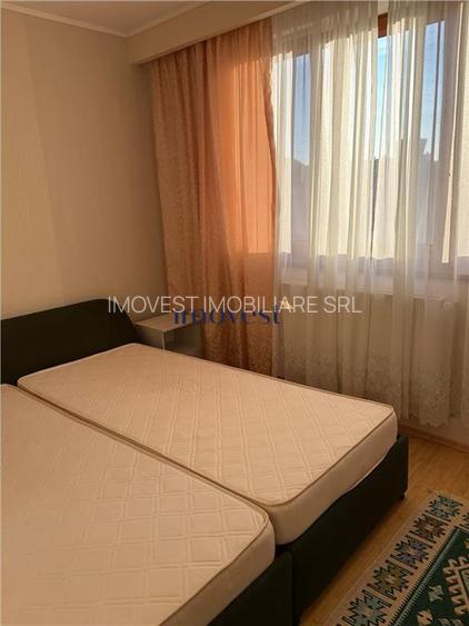 De inchiriat: Apartament cu 2 camere in zona Centrala - 2