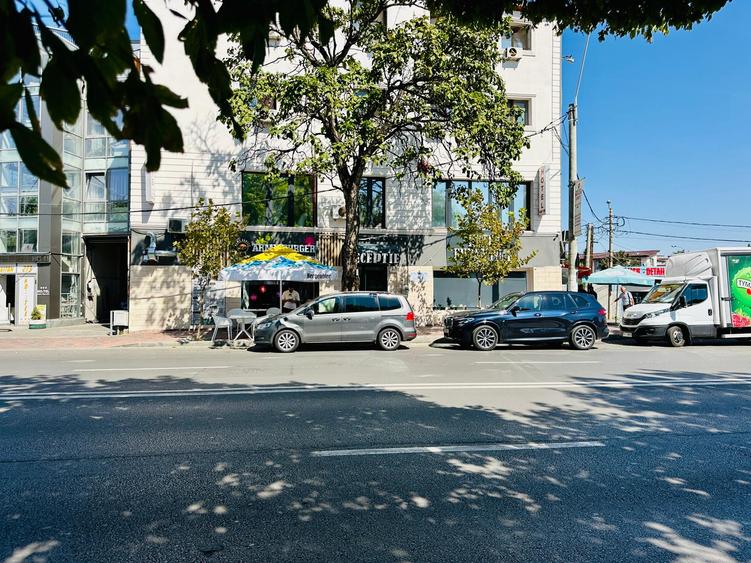 Afacere de Vânzare Spațiu Comercial Ultracentral, complet renovat!