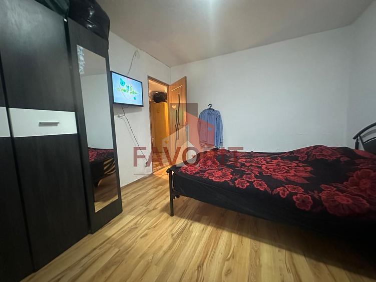 4 camere | COMISION 0 | centrala proprie | etaj 1 | decomandat |