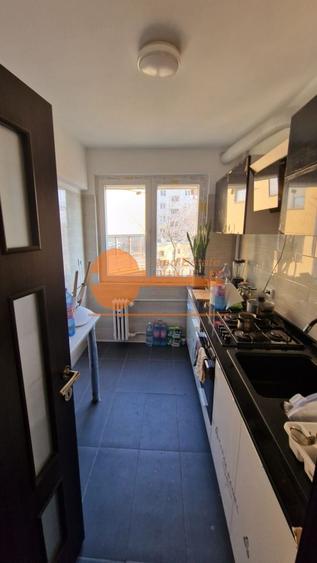 Apartament 3 camere -Zona Domenii