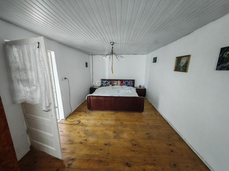 Oportunitate Rară: 3 Case în Aceeași Curte| 66.000 euro - 5