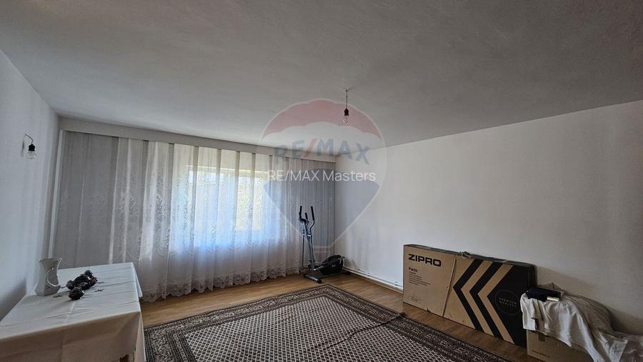 Casă / Vilă cu 5 camere în Baia-Bogata, Suceava - 32