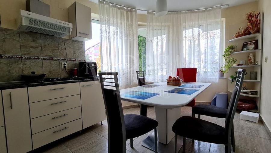 Casa 9 camere de vanzare in Zorilor, Cluj Napoca