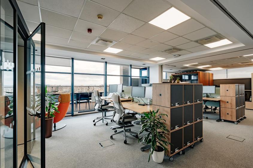 Maestro Business Center
