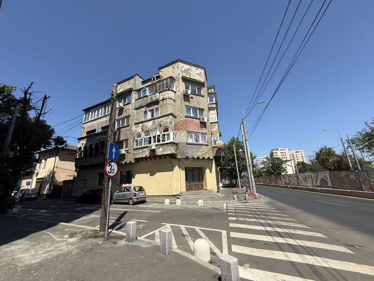De vanzare | Garsoniera 27 mp, centrala proprie | Eroii Revolutiei - 8