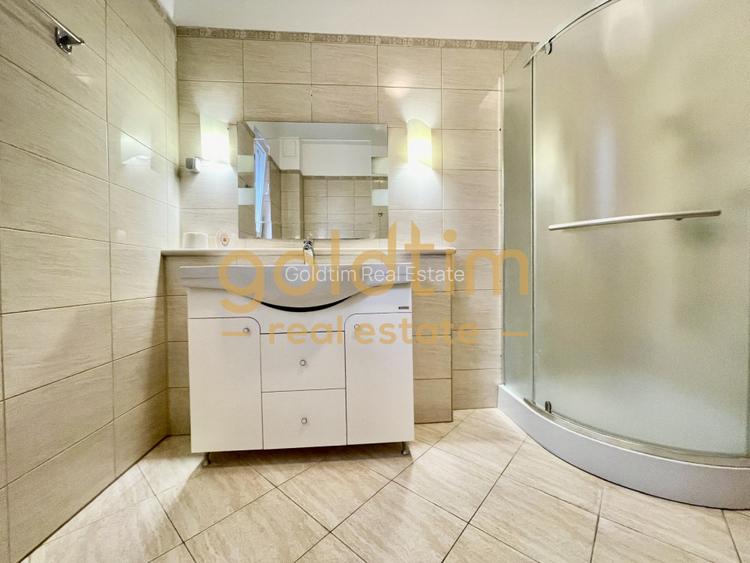 VILA INDIVIDUALA / PISCINA/ GARAJ - 36