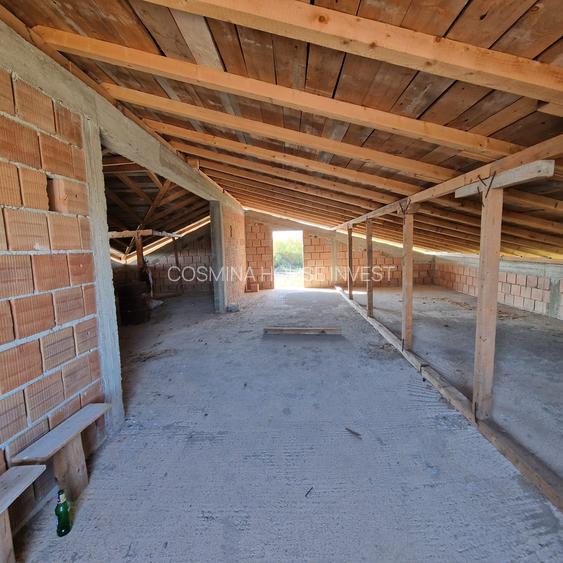 Se vinde casa la rosu, sat  Malaiesti jud. Prahova , pret 72000 euro negociabil - 15