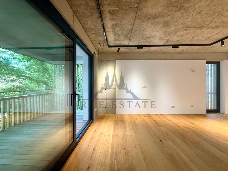 Unic Apartament in vila noua cu parcare acoperita si terase in zona Dorobanti