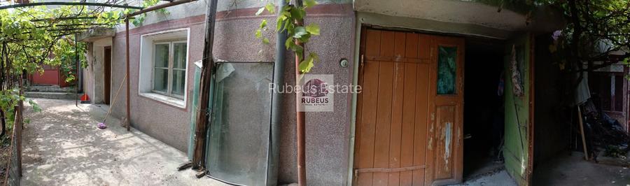 Casă solidă în Orșova, S+P+E, 220 mp, teren 284 mp - 50