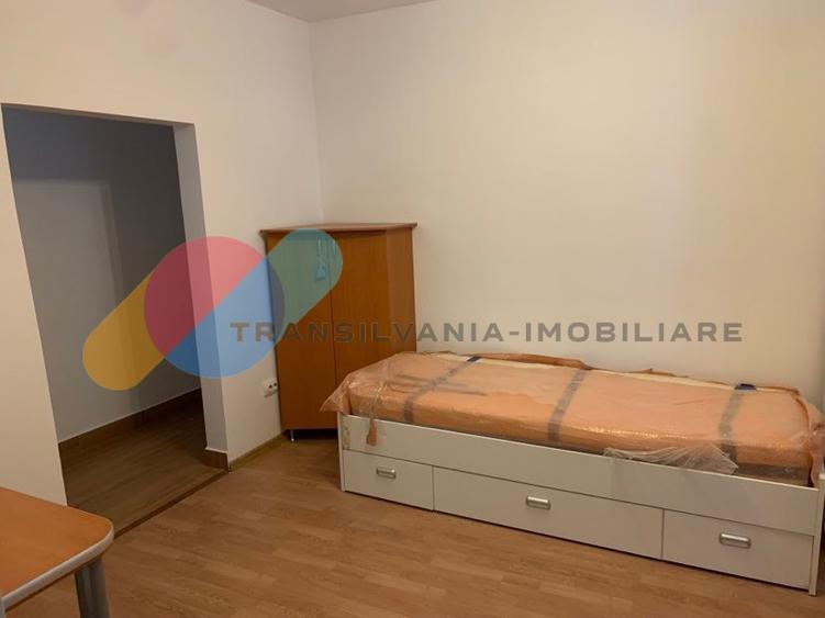 Apartament de 65 mp utili, zona Centrala (pretabil si pentru birou)