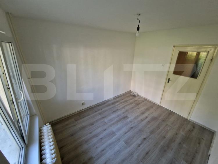 Apartament 3 camere, 65 mp, decomandat, 2 bai, zona Primăverii, Manastur