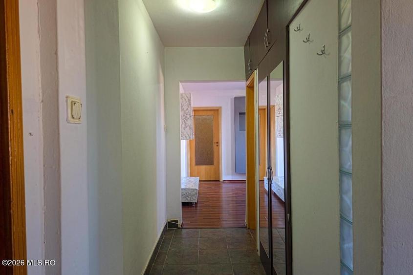 Bulevardul Cetatii - Apartament 4 Camere, Etaj 1, Centrala Proprie