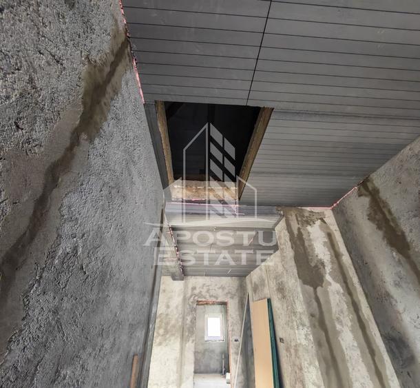 Duplex de vanzare, pe parter, 3 camere, Sag, zona Manastirii, Timis