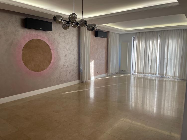 Oxford Gardens 4 bedrooms swimming pool
