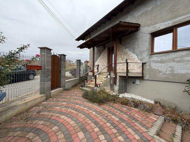 Casă de vânzare în Șura Mare, teren 334 mp